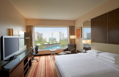 Andheri East Hotel | Courtyard by Marriott Mumbai International Airport