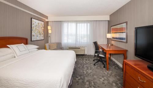 Newark Hotel | Courtyard by Marriott Newark Silicon Valley