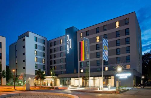 Gilching Hotel | Courtyard by Marriott Oberpfaffenhofen Munich South