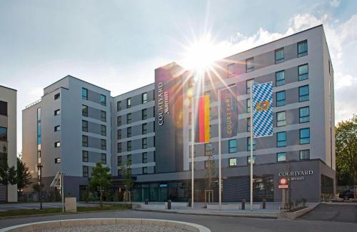 Gilching Hotel | Courtyard by Marriott Oberpfaffenhofen Munich South