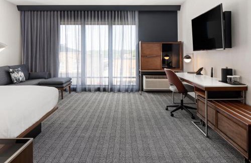 Owatonna Hotel | Courtyard by Marriott Owatonna Downtown