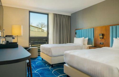 Arcueil Hotel | Courtyard by Marriott Paris Arcueil
