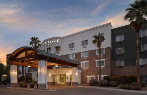 Maryvale Hotel | Courtyard by Marriott Phoenix West/Avondale