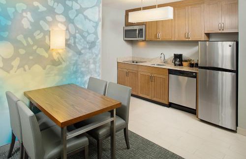Southeastern Sacramento Hotel | Courtyard by Marriott Sacramento Midtown