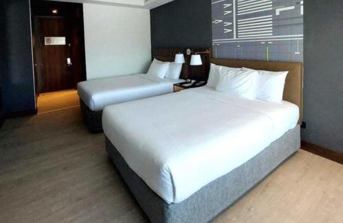 Pudahuel Hotel | Courtyard by Marriott Santiago Airport