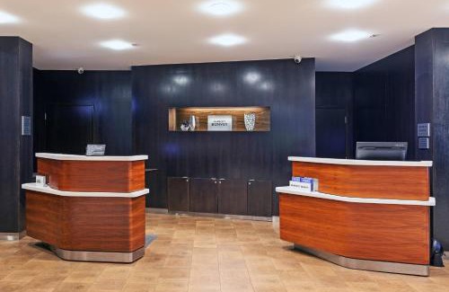 South Tulsa Hotel | Courtyard by Marriott Tulsa Woodland Hills