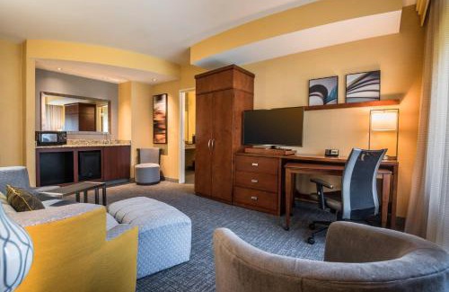 Waldorf Hotel | Courtyard by Marriott Waldorf