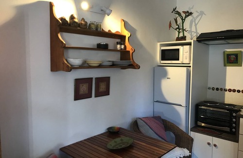 Muizenberg Cottage | Courtyard Cottage Muizenberg; Cosy Studio Apartment