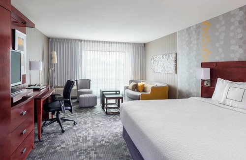 Crossroad Park Hotel | Courtyard Kalamazoo Portage