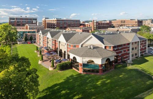 Historic Downtown La Crosse Hotel | Courtyard La Crosse Downtown/Mississippi Riverfront