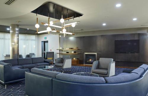 Medford Hotel | Courtyard Medford Airport