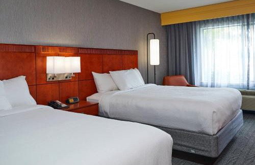 Medford Hotel | Courtyard Medford Airport