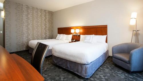 Rochester Hotel | Courtyard Rochester Brighton