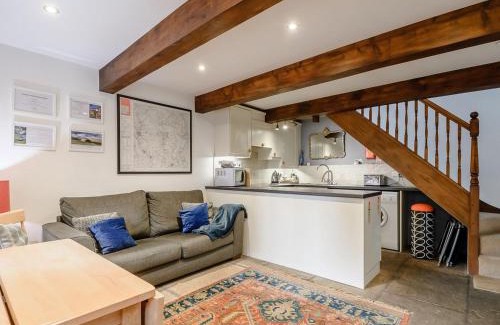 Malham House | Cove View Cottage