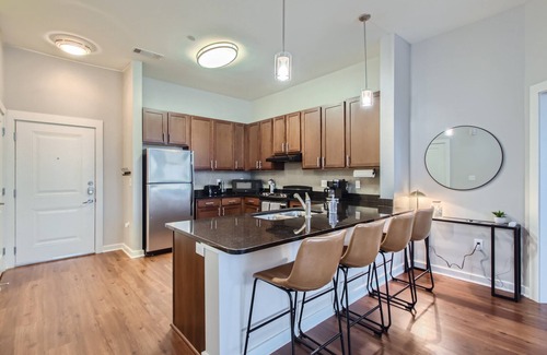 The Gulch Apartment | Cowboy Take Me to Broadway - 2bed/2bath