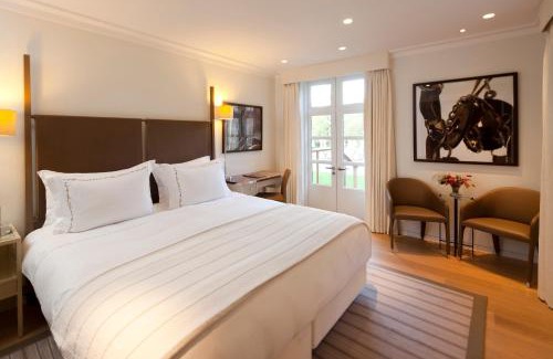 Sunningdale Hotel | Coworth Park - Dorchester Collection