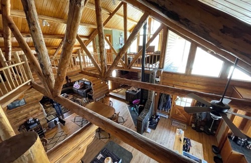 Melrose Cabin | Coychar Salmon Fly Cabin- Located on the Big Hole River