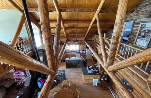 Melrose Cabin | Coychar Salmon Fly Cabin- Located on the Big Hole River