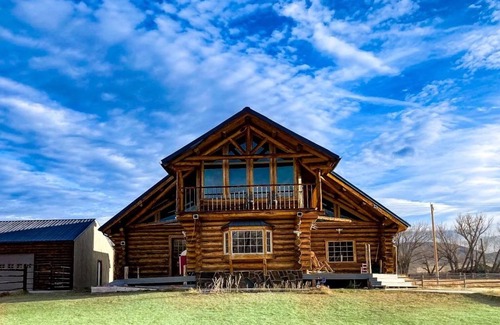 Melrose Cabin | Coychar Salmon Fly Cabin- Located on the Big Hole River