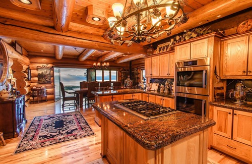 Somers Cabin | Coyote Bluff Estate
