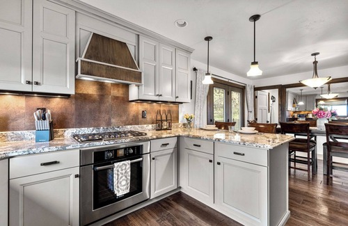 Somers Cabin | Coyote Bluff Estate
