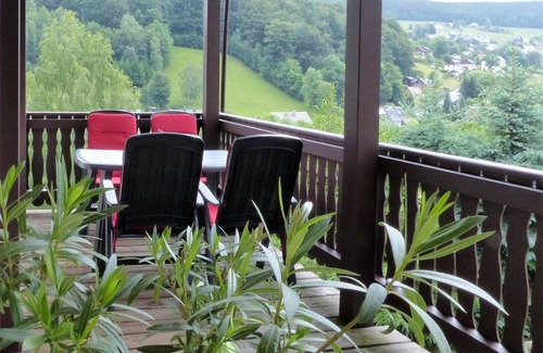 Rittersgrun Apartment | Cozy Ski Base with Garden