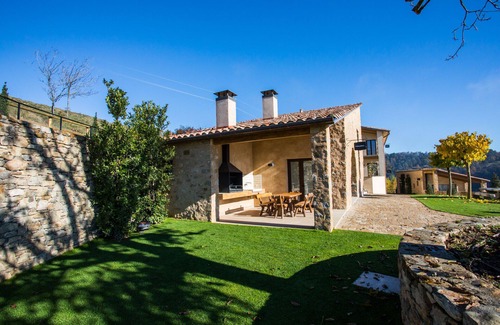 Sant Joan de Les Abadesses Ski Chalet | Cozy mountain house in the Pyrinees