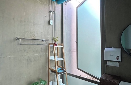 Nimman House | Cozy loft-style rooms, private baths, free Wi-Fi, A/C, and shared spaces.