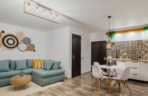 Brasov City Centre Apartment | CoZee Studio - In inima Brasovului