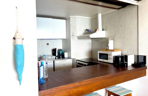 Santiago Apartment | Cozi apartment with a superb sea view, private access to the beach and free wifi