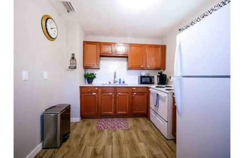 Urban Core House | Coziest House In JAX | 3BR, 7 Minutes To Downtown