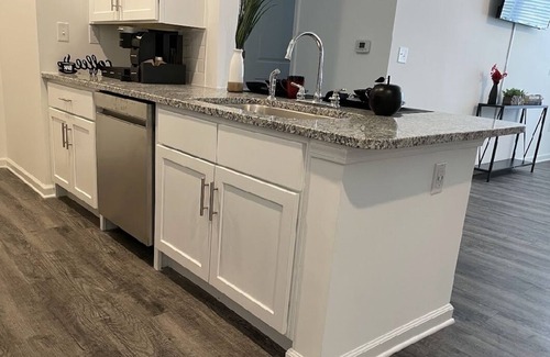 Orange Park Apartment | Cozy 1-bedroom apartment with WiFi, fitness room in brilliant Jacksonville