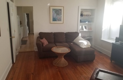 Manayunk Apartment | Cozy 1-bedroom apartment in charming Manayunk with WiFi, ACn1 car parking