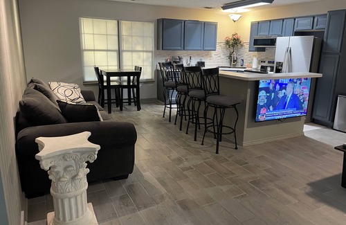 Medina County Apartment | Cozy 1-bedroom apartment in charming Rio Medina with AC, WiFi