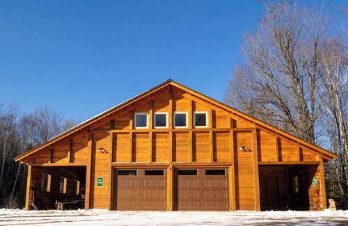 Powell Apartment | Cozy 1-bedroom apartment north of Marquette, WiFi, AC & perfect for snowmobiling