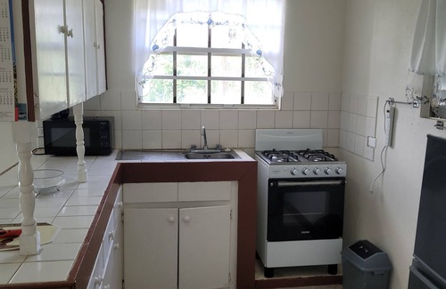 Merlin Bay Apartment | Cozy 1-bedroom apartment in wonderful Weston with WiFi