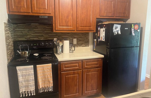 Sweetbriar Apartment | Cozy 1-bedroom apartment in south Austin with WiFi, AC, & Pool