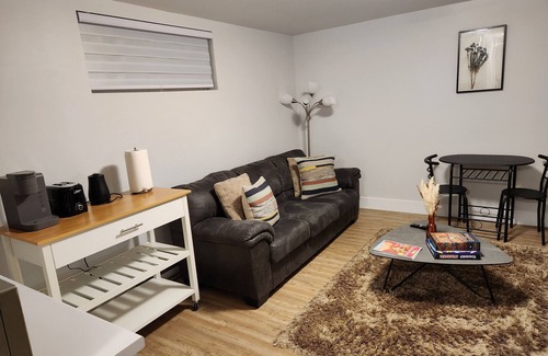 Moncton House | Cozy 1 bedroom basement apartment