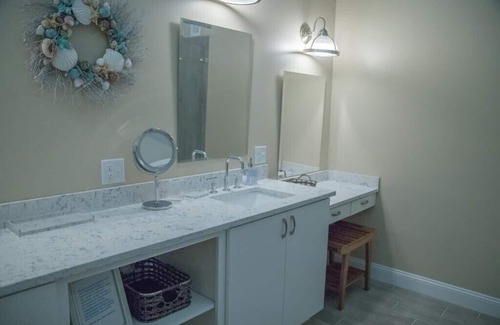 Watch Hill Historic District Condo | Cozy 1-bedroom condo in Watch Hill