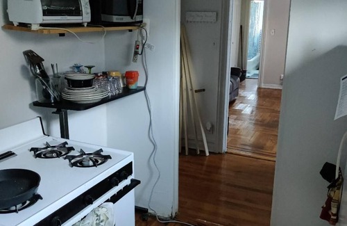 Midwood Apartment | cozy 1 bedroom in Brooklyn close to Manhattan and public beaches