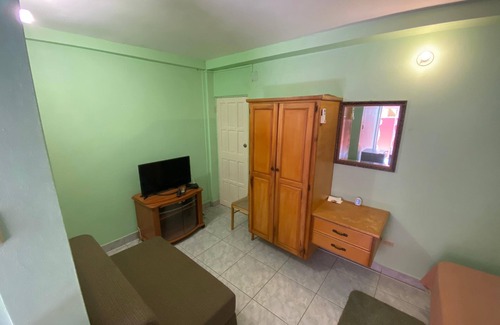Bon Accord Village House | Cozy 1-bedroom studio apartment in pleasant Bon Accord with WiFi, AC