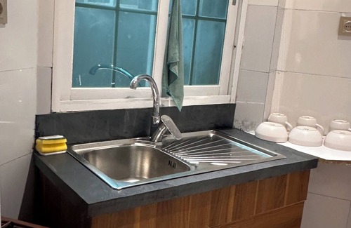 Pointe-Noire House | Cozy 1-bedroom with WiFi, AC near to the beach