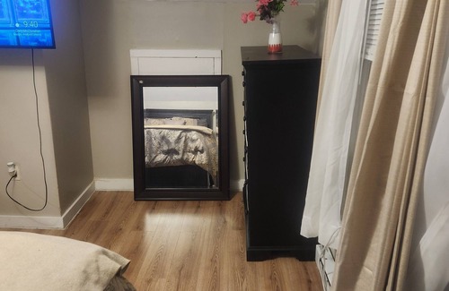 Westside Norwich Apartment | Cozy 1-bedroom with AC and WiFi in nice Norwich