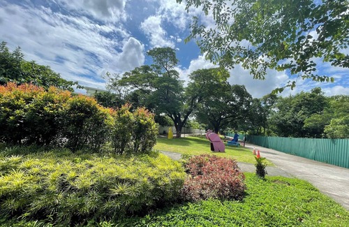 CSJDM Condo | Cozy 1-bedroom condo in wonderful San Jose Del Monte Bulacan with AC and WiFi