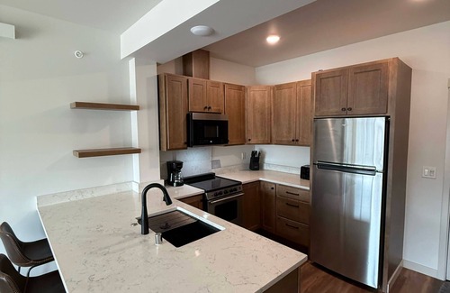 Ketchikan Apartment | Cozy 1BR/1BA in Ketchikan, near airport, shops & more—feels like home!