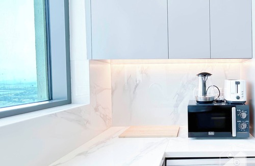 Jadaf Apartment | Cozy 1BR with Balcony & Views in Azizi Fawad