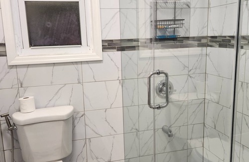 Cypress Hills Apartment | Cozy 2 bed rooms near JFK and shopping.