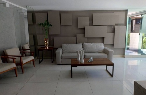Boa Viagem Apartment | Cozy 2-bedroom apartment with AC and WiFi in lovely Boa Viagem Recife