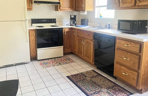 Poplar Bluff Apartment | Cozy 2 Bedroom 2 Bathroom