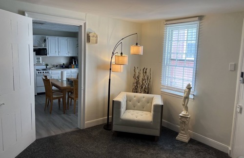 Elizabethtown Apartment | Cozy 2-bedroom apartment in Elizabethtown. Close to Hershey and Lancaster!